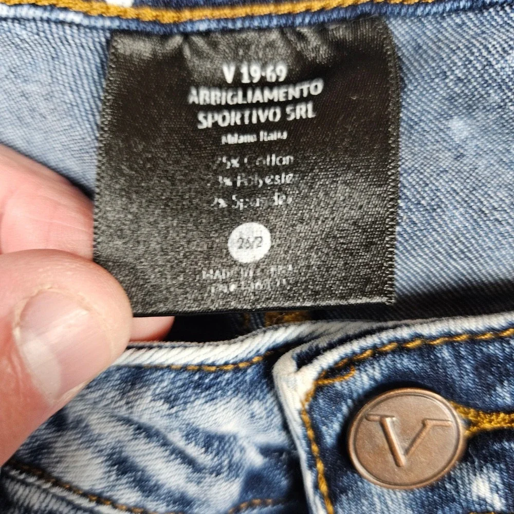 Versace V19-69 Abbigliamento Sportivo SRL Milano Italia 26/2 Acid Wash‎